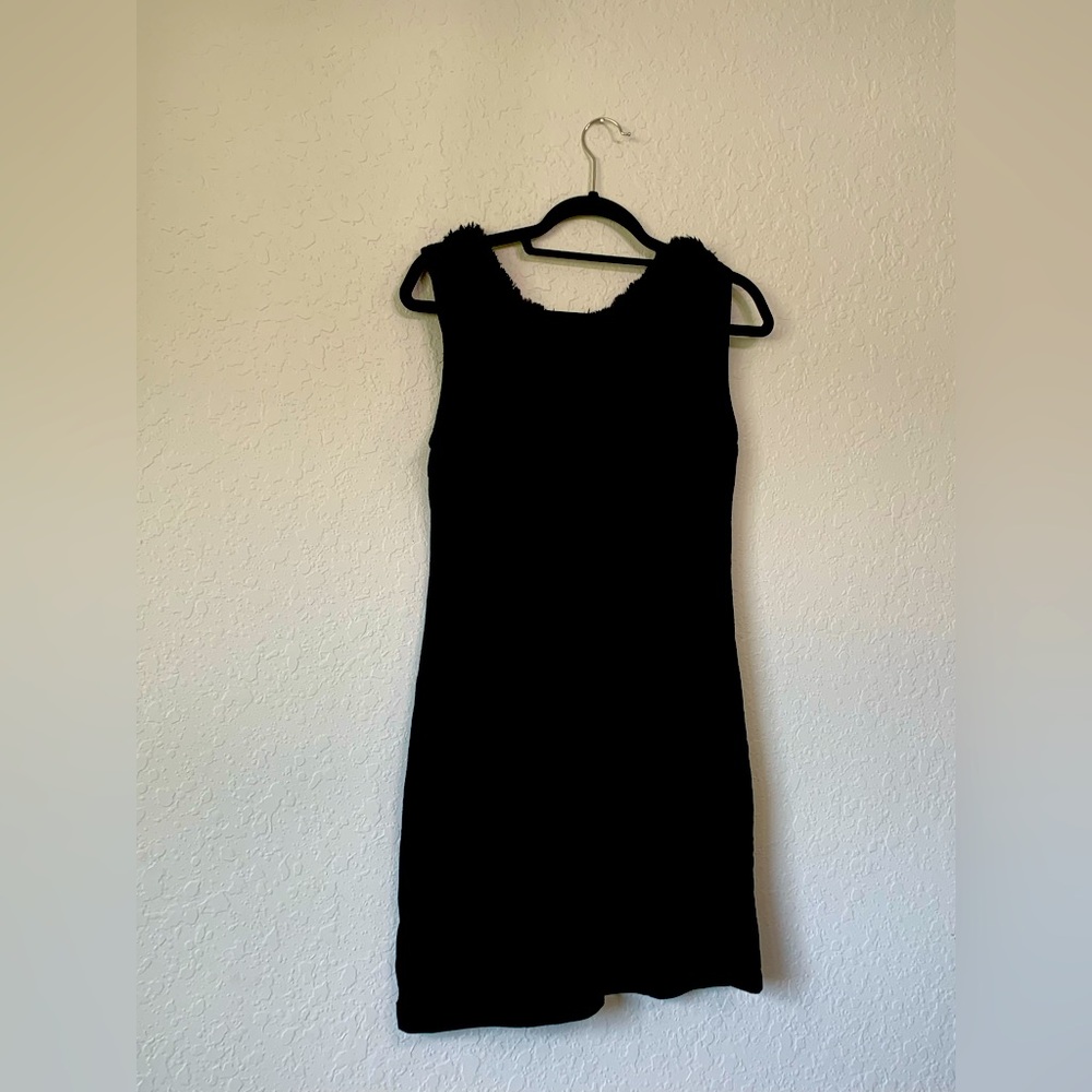 Derek Heart Couture Black Sleeveless Dress L Faux Fur V Neck Sheath Shift Party